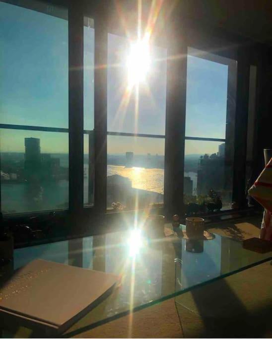 London Skylineviews 2 Bed 2 Bath Flat Near Canary Wharf, O2 & Excel Luaran gambar